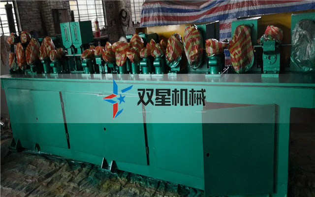包線機(jī)廠家提醒選購包芯線設(shè)備的注意事項(xiàng)